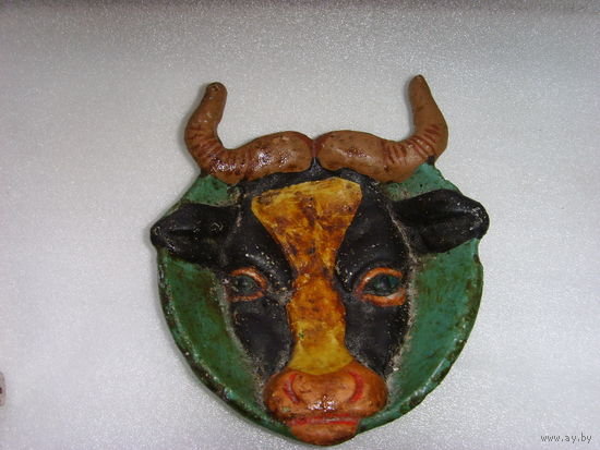 Пепельница старинная . Тяжелая . Бык . Голова быка . Редкая в цвете