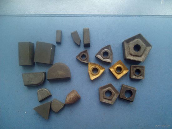 Твердосплавные наконечники на резцы более 170 шт