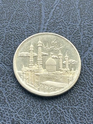 5000 риалов Иран, 2013 (1393) год. Мавзолей Фатимы Масуме