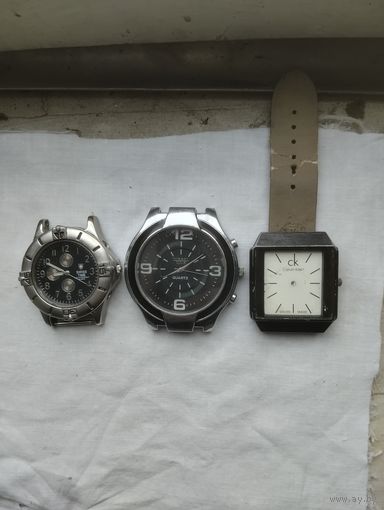 Часы Кварцевые