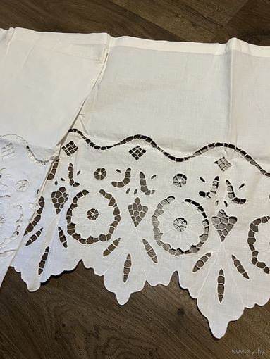 Старинный подзор ришелье