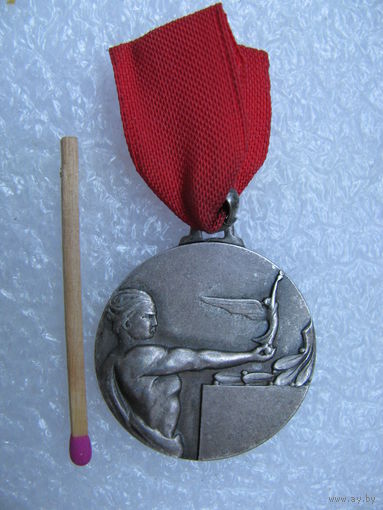Знак. U.I.S.P. leve giovani speranze d'olimpia. Юные надежды Олимпии. тяжёлый