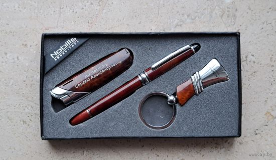 Подарочный набор: шариковая ручка (без стержня), зажигалка, брелок, Nobills