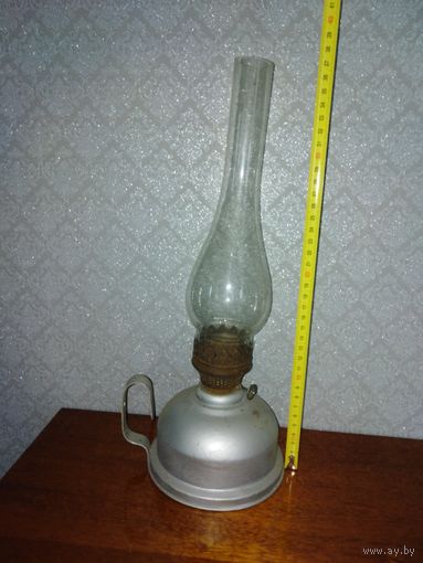 Лампа керосиновая со стеклом