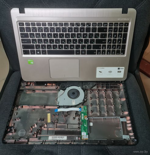 Ноутбук Asus X540U. Можно по частям. 23584