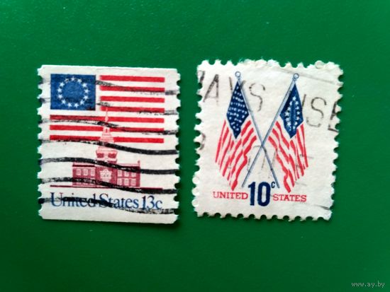 Марки США. Флаги. 50 и 13 звезд. 1973 год. 13 звезд, Зал независимости в Филадельфии. 1975 год. Стандарты.