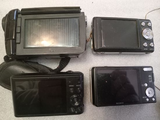 Фотоаппарат. В ремонт или на запчасти. 4 шт.