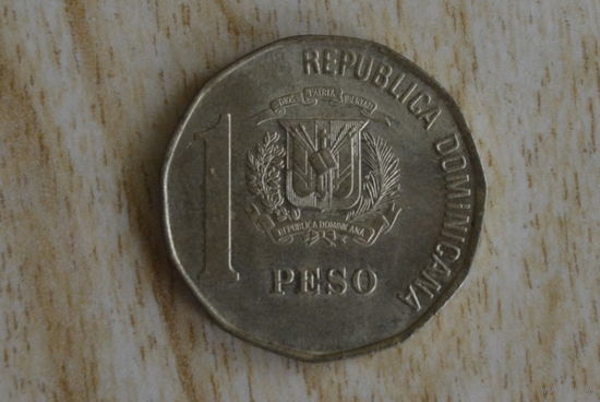 Доминикана 1 песо 2002