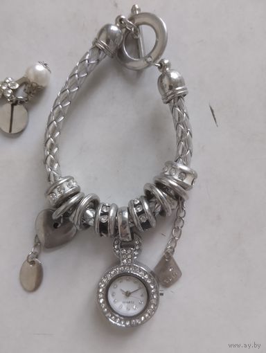 Браслет Часы.