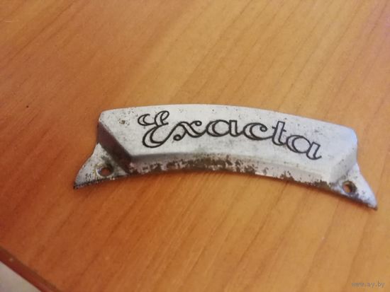 Шильдик оригинальный от Exacta Ihagee Dresden Germany