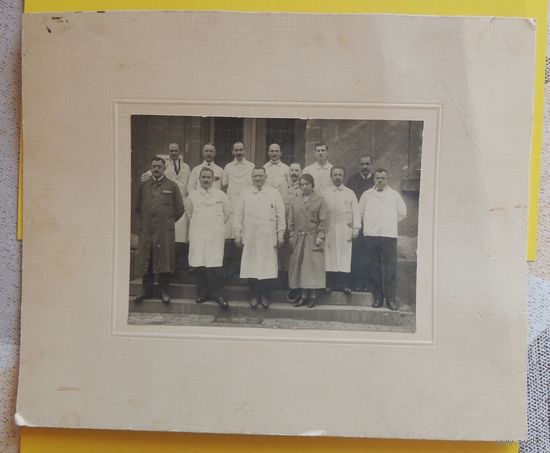Фото большое "Врачи", Зап.Бел., 1931 г. (16*12 см без паспарту)