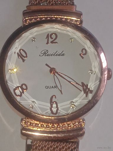 Часы "Ruilida" рабочие. Женские.