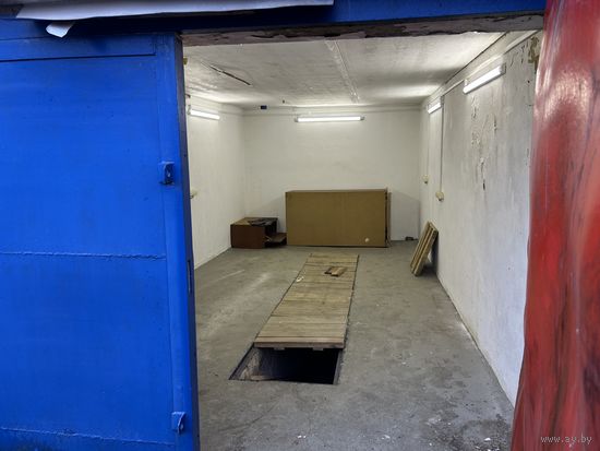 Гараж Кирпичный в Минске улица Халтурина 68 есть яма штукатурка электрика охрана