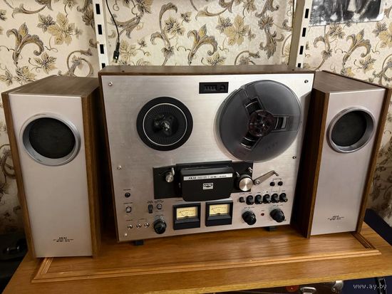 Магнитафон AKAI