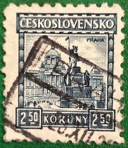 Чехословакия 1929. Прага. Статуя святого Вацлава и здание Национального музея в Праге