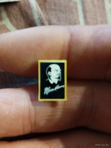 Очень маленький Ленин,керамика