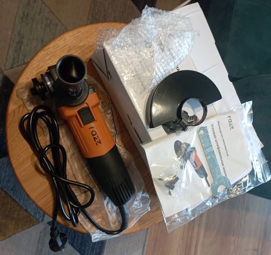 УШМ (болгарка) Razz AG-710KR (710 Вт/125 мм)