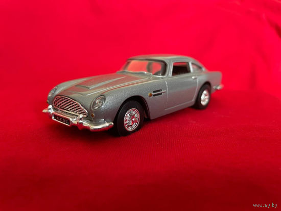 1/43 Aston Martin DB4