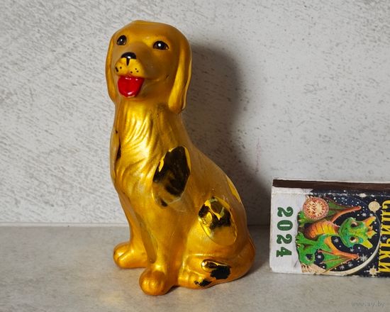 Статуэтка собака