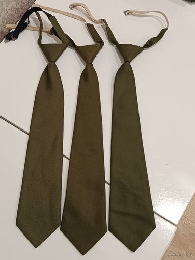 Галстук военный