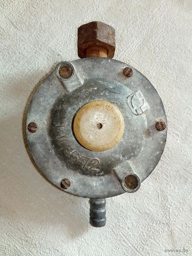 Железяка от редуктора газового баллона  РДГ-6
