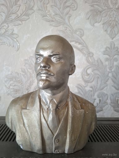 Бюст ленина