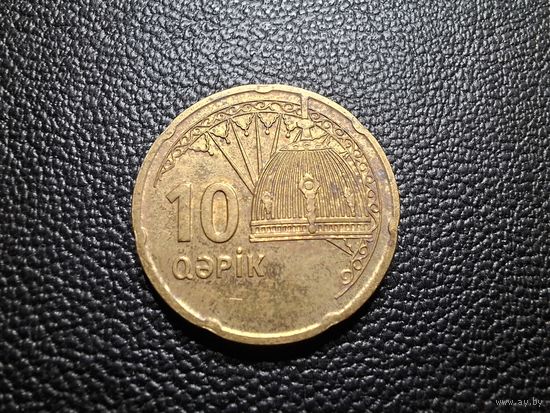 Азербайджан 10 гяпиков 2006