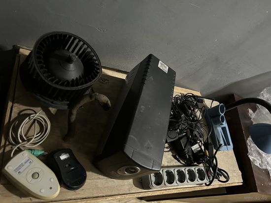 Микросхемы разная техника Все одним лотом на запчасти Работоспособность не известна