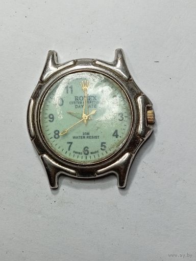 Часы кварцевые  ROLEX  , с рубля
