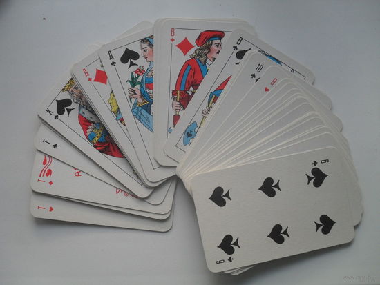 Карты игральные атласные,36 шт.1989 г.Новые(открыты только для фото).)