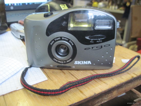 Фотоаппарат SKINA SK-77B.