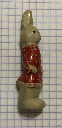 Игрушка Зайчик. Пластик.