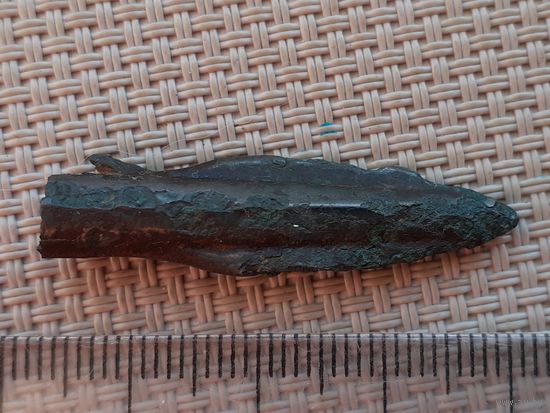 Бронзовый наконечник стрелы.