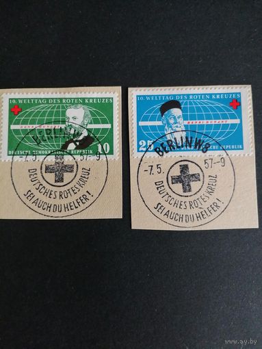 ГДР 1957 Полная серия марок на вырезках "Международный день Красного Креста" (спецгашение) Mi.572-573 каталог 1.00 евро