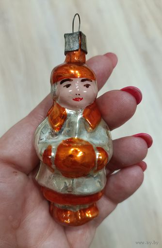 Ёлочные игрушки, стекло, девочка с муфтой, ребенок
