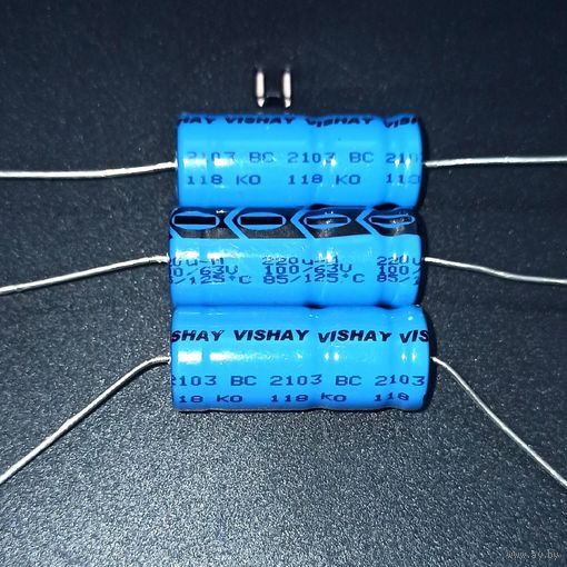 220 мкФ - 63 В. MAL211828221E3. VISHAY. 125 С. 220мкф, 63В. Конденсатор электролитический