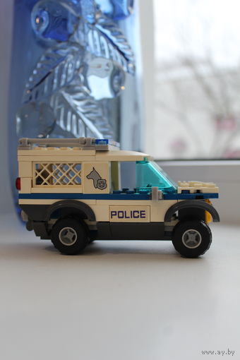 Машинка полиция lego city police K9 dog unit 2014 год