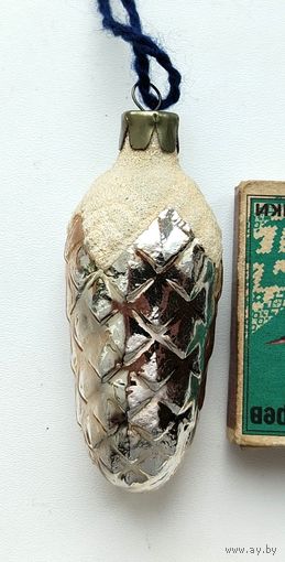Ёлочная игрушка. Шишка. Э-26.