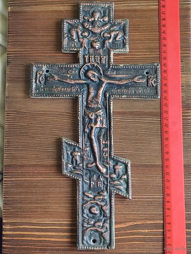 Большой крест, распятие