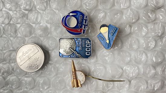 Значки космос, Луна, 4 шт