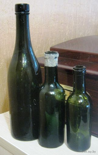 Три бутылки ПМВ, от большой к маленькой