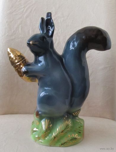 Все лоты с рубля.Белка с шишкой,штоф,Хайта,СССР,не частый.