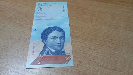 2 боливара 27,12,2012 Венесуэлы * 48145407