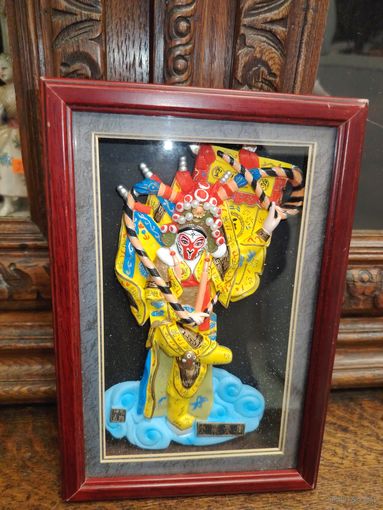 Картина с объемной фигурой Сунь Укуна, также известного как Царь Обезьян.