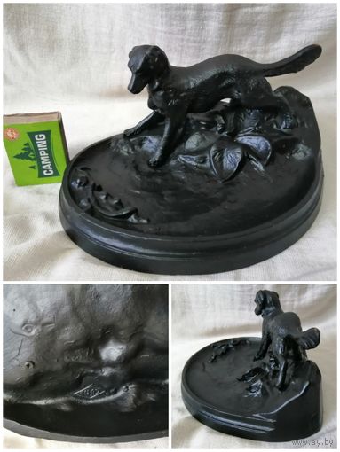 Визитница или пепельница. Собака, сеттер в стойке. СЧЛЗ, СССР,. Чугунное литьё.