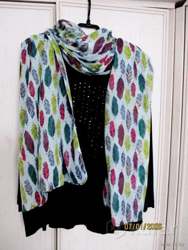 Три легких качественных шарфа