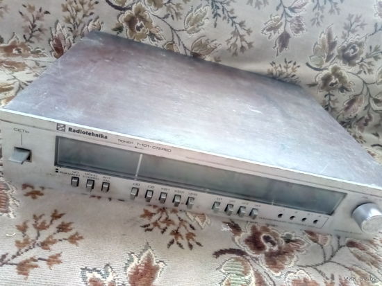 Тюнер РАДИОТЕХНИКА Т-101-С.