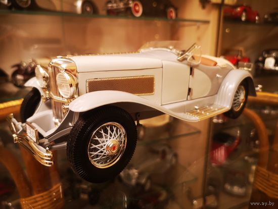 DUESENBERG 1935
