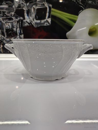 С 1 рубля!!! Супница фарфоровая 2,5 л, без крышки.