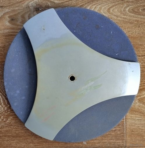 Утяжелитель для светильников.